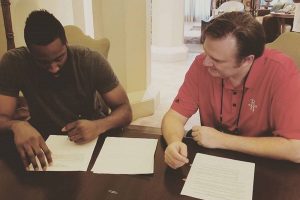 James Harden, Houston Rockets ile uzattı