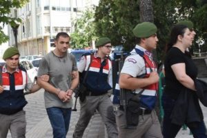 Yunanistan'a ka&ccedil;arken yakalandılar!