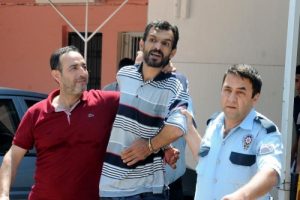 Eşini bı&ccedil;aklayan Suriyeli adliyeye sevk edildi