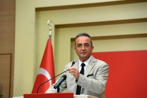 CHP'li Tezcan'dan MYK g&uuml;ndemine ilişkin a&ccedil;ıklama