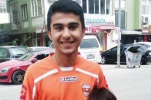 Gen&ccedil; futbolcu sulama kanalında boğuldu