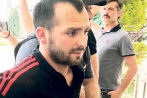 Sakarya canisinin ailesi i&ccedil;in imza topladılar