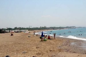 &Uuml;nl&uuml; turizm merkezinde isyan ettiren g&ouml;r&uuml;nt&uuml;!