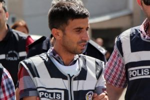 Eşiyle yasak ilişki yaşayan eniştesini &ouml;ld&uuml;rd&uuml;