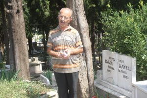 Kazım Baykal Bursa'da mezarı başında anıldı