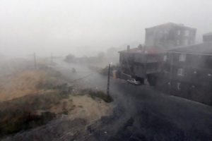 Sağanak ve fırtına İstanbul'u vurdu
