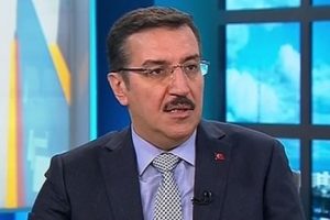 Bakan T&uuml;fenkci'den yurt dışından ara&ccedil; getirenlere uyarı!