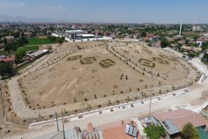 Tarihi İlbiz H&ouml;y&uuml;ğ&uuml; parka d&ouml;n&uuml;şt&uuml;r&uuml;ld&uuml;