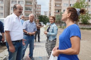 Bursa Mudanya Belediye Başkanı T&uuml;rkyılmaz vatandaşlarla sohbet etti
