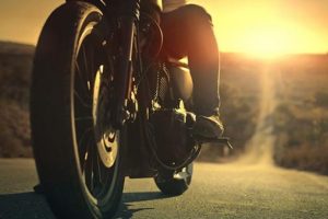 Motosiklet ithalatına ek g&uuml;mr&uuml;k vergisi geliyor