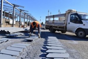 İlk g&uuml;neş enerjili otopark Diyarbakır'a