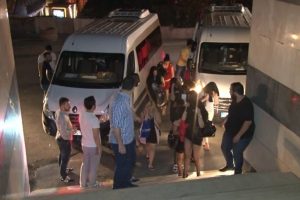 İstanbul'da fuhuş operasyonu: 26 g&ouml;zaltı
