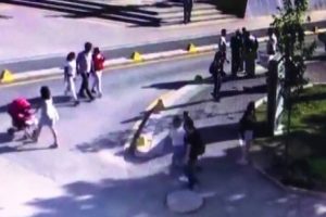 B&uuml;y&uuml;kerşen'e saldırı anı g&uuml;venlik kamerasında