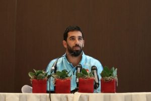 Arda Turan'dan Galatasaray'a: "7 alıyorum, 5'e gelirim"
