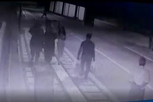 Tekirdağ'da bı&ccedil;aklı saldırgan dehşeti: &Ouml;n&uuml;ne gelene saldırdı