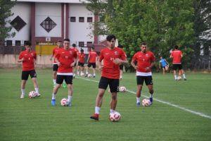 İneg&ouml;lspor Kızılcahamam kampında