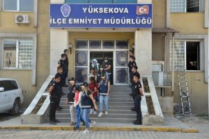 Y&uuml;ksekova'da eylem hazırlığındaki 13 kişi g&ouml;zaltına alındı