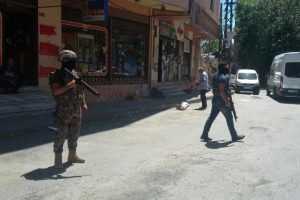 İstanbul'da DHKP/C operasyonunu: 11 g&ouml;zaltı