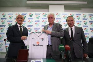 Bursaspor'dan taraftarına &ouml;zel kasko ve trafik sigortası