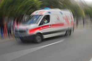 Prizle oynarken akıma kapılan &ccedil;ocuk &ouml;ld&uuml;!