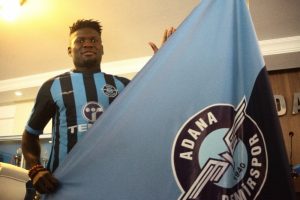 Kamerunlu Tambe Adana Demirspor'da