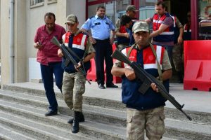 17 yaşındaki gen&ccedil; kızı &ouml;ld&uuml;ren cinayet zanlısı tutuklandı