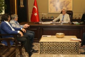 Bursa B&uuml;y&uuml;kşehir Belediye Başkanı Altepe: "İstanbul Caddesi Bursa'nın prestiji olacak"