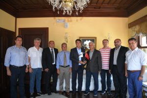 Bursa Osmangazi Belediye Başkanı D&uuml;ndar BATISİAD'a &uuml;ye oldu