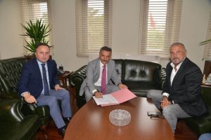 Mete Yarar Samsun'a ana sınıfı yaptıracak
