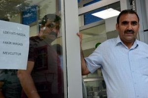 Bu il&ccedil;edeki lokantalarda ihtiya&ccedil; sahiplerinden &uuml;cret alınmıyor