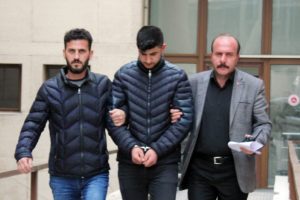 Bursa'da 3 aylık eşini 10 bı&ccedil;ak darbesiyle &ouml;ld&uuml;ren adamın m&uuml;ebbet hapsi isteniyor