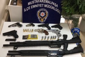 Bursa'da 12 farklı adrese uyuşturucu operasyonu!