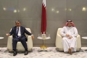 Abdullah G&uuml;l'den Katar'a s&uuml;rpriz ziyaret
