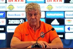 Beşiktaş, Lucescu'yu tebrik etti