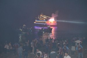 Trabzonspor'da meşaleli kutlama