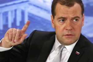 Medvedev: ABD, Rusya'ya ticaret savaşı a&ccedil;tı