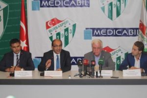 Bursaspor'un basketbol ve altyapı takımlarına yeni sağlık sponsoru