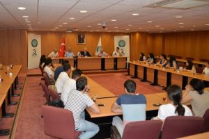 G&uuml;rc&uuml; tıbbiyeliler staj i&ccedil;in Bursa Uludağ &Uuml;niversitesi'nde