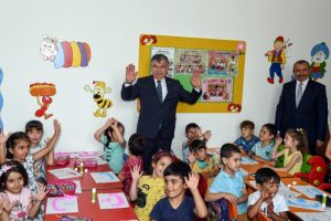 Bakan Yılmaz'dan Erbakan K&uuml;lliyesi'ne ziyaret