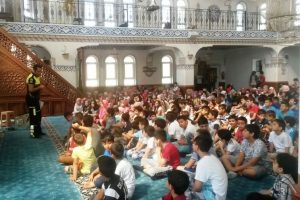 Bursa'da Kur'an kursu &ouml;ğrencilerine "trafik" eğitimi