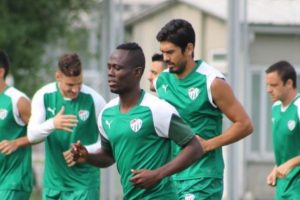 Bursaspor'da hazırlıklar s&uuml;r&uuml;yor! Badu'ya ge&ccedil;er not