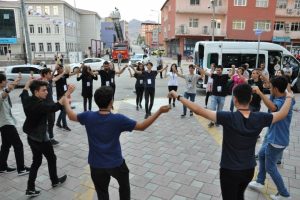 Bursa İneg&ouml;l heyeti festival i&ccedil;in Doğubayazıt'ta