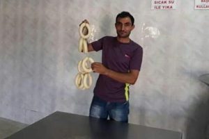 Erzincan tulumundan sucuk yaptılar