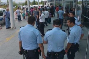 İki aile arasında silahlı kavga: 15 yaralı