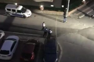 Bursa'da yan bakma kavgası: 1'i ağır, 2 yaralı