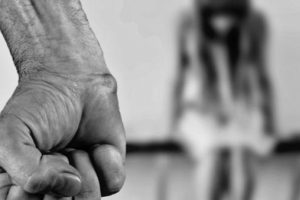 Kan donduran ifade!  'Para &ouml;dediği i&ccedil;in ailem şikayet&ccedil;i olmamı istemiyor'