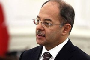 Akdağ: Papaz nikah kıyıyor, m&uuml;ft&uuml; niye kıymasın