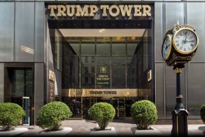 Trump Tower'daki gizli servis g&ouml;revlileri taşınıyor