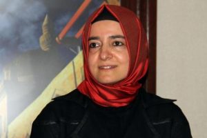 Bakan Kaya: "Kız &ccedil;ocuklarının yeri okullar"