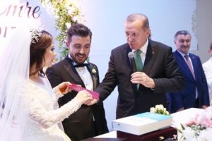 Cumhurbaşkanı Erdoğan nikah şahidi oldu